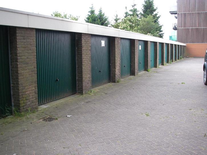 T.H. Garagebox / Opslagruimte in Malden, Auto diversen, Autostallingen en Garages