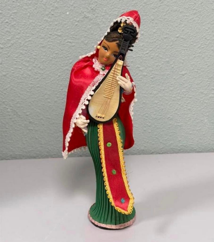 Chinese prinsessenpop die pipa bespeelt fluit pop chinees, Ophalen of Verzenden, Zo goed als nieuw, H, H