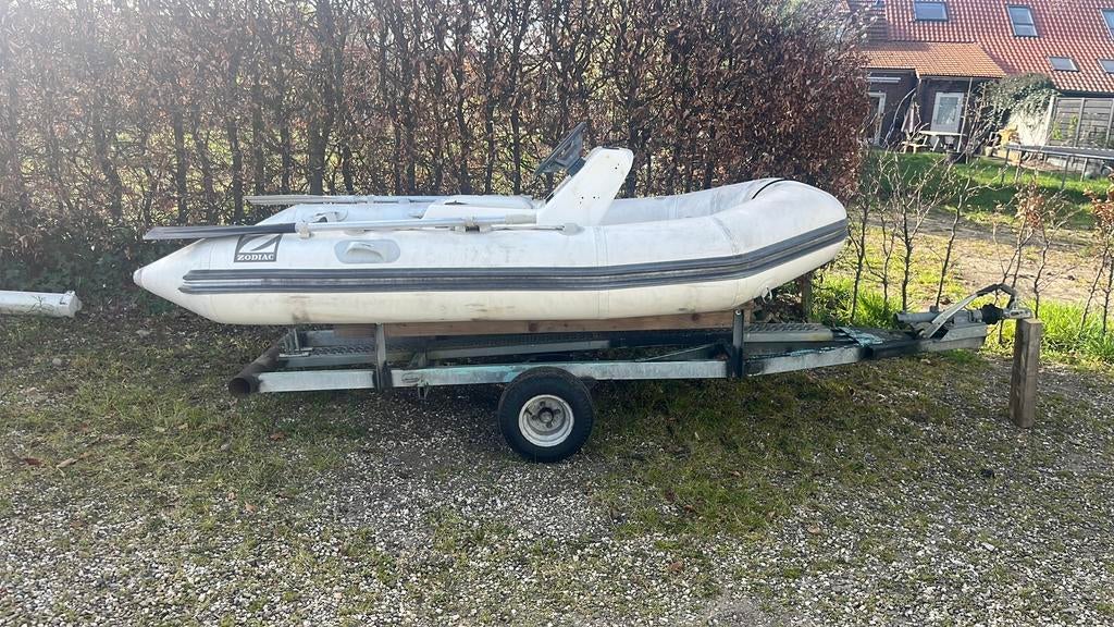 Zodiac 310 met trailer, Ophalen, Gebruikt, Zodiac, Benzine
