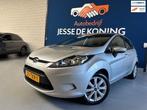 Ford Fiesta 1.25 Champion / NAP met 111096 km/ APK 02/2027 /, Auto's, Ford, Voorwielaandrijving, Euro 5, Stof, 1242 cc