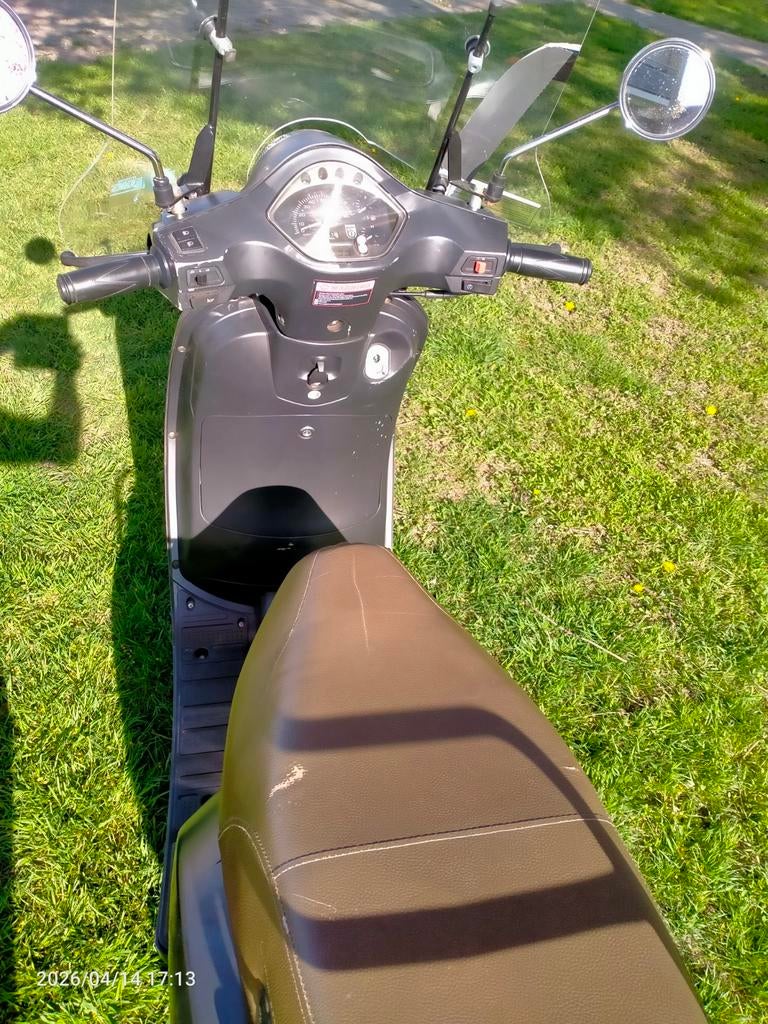 Scooter BTC Riva Sport geel kenteken!!, Fietsen en Brommers, Brommeronderdelen | Scooters, Ophalen, Gebruikt, Carburateur, Overige merken