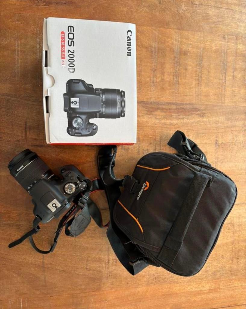 Canon EOS 2000D - Complete set - Extra accessoires, Spiegelreflex, Canon, Ophalen of Verzenden, Zo goed als nieuw