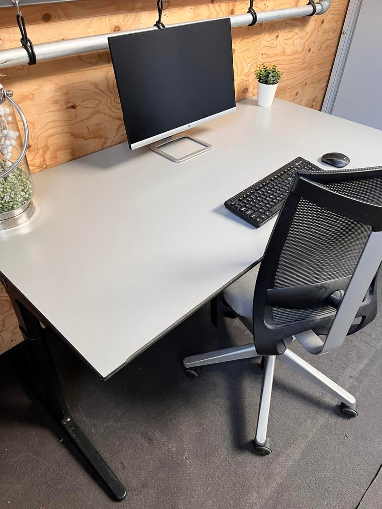 Bureau Ahrend 160 x 80 cm, 160 cm, Xx, Ahrend, Grijs