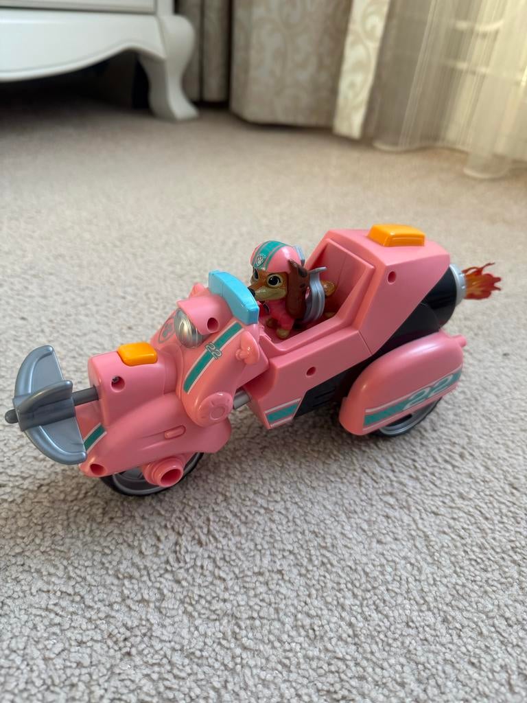 PAW Patrol De Film, Liberty's-speelgoedvoertuig met actiefiguur