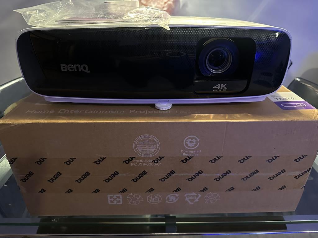 BenQ TK810 UHD4K HDR Smart|Wifi|Bluetooth|Nieuw!|3200 ANS, Audio, Tv en Foto, Beamers, Ophalen of Verzenden, Nieuw, Overige technologieën