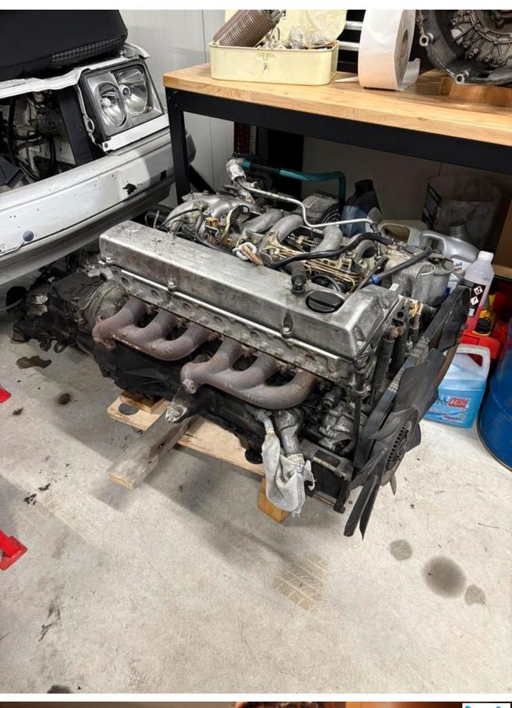Mercedes e300 w124 Motor, Ophalen of Verzenden