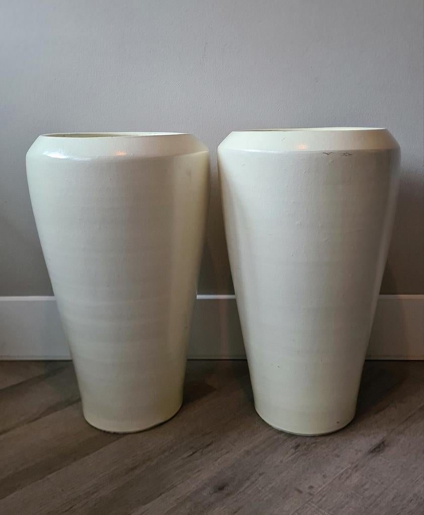 2 grote bloempotten, Ophalen