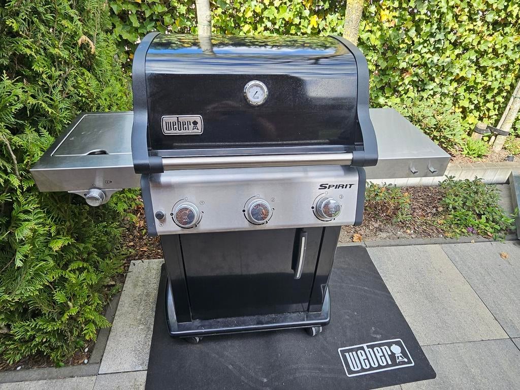 Weber Spirit BBQ met veel accessoires - Zo goed als nieuw, Ophalen, Zo goed als nieuw, Weber