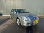 Toyota Avensis 2.0 VVTi Executive LEDER | TREKHAAK | CLIMA !, Auto's, Toyota, 1998 cc, Avensis, 4 cilinders, Bedrijf