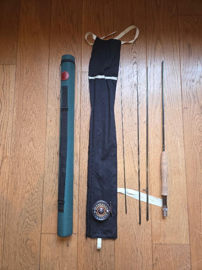 Set Hardy jet sintrix 8.6 #4 met reel en lijn, Watersport en Boten, Verzenden, Zo goed als nieuw, Complete set