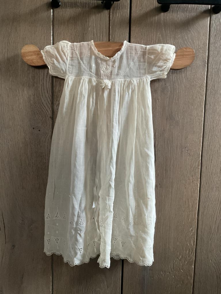 Antiek batist doopjurkje met hanger, Antiek en Kunst, Ophalen of Verzenden, Kinderen