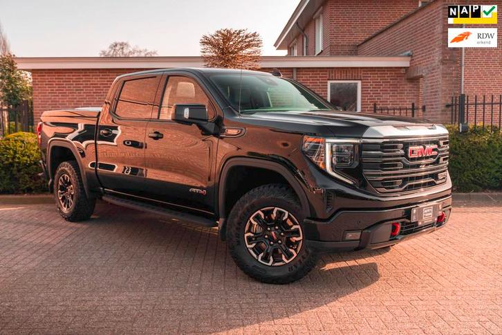 GMC Sierra Crew Cap 1500 AT4 309 PK D Schuifdak Trekhaak Key, Auto's, Bestelauto's, Bedrijf, Te koop, 4x4, Achteruitrijcamera