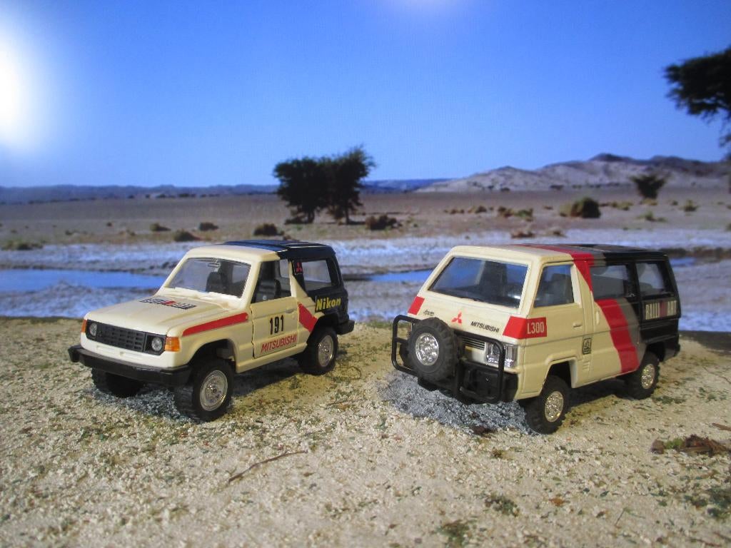 1/40 Mitsubishi Pajero RalliArt + L300 RalliArt Paris-Dakar, Ophalen of Verzenden, Gebruikt, Auto, Overige merken