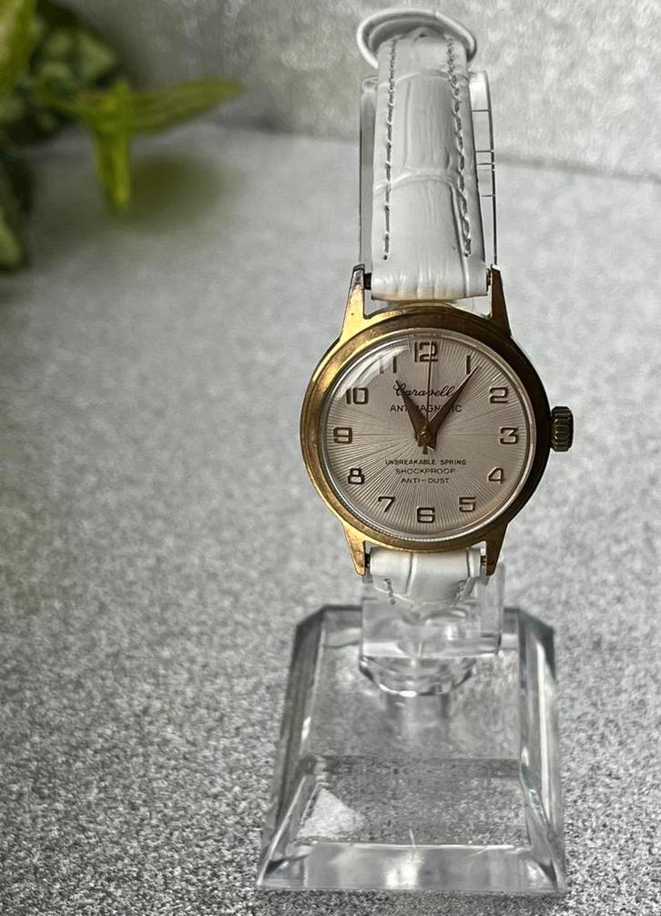 Vintage Caravelle Antimagnetic – mechanisch – jaren 60 – Bul, Sieraden, Tassen en Uiterlijk, Sporthorloges, Gebruikt, Android