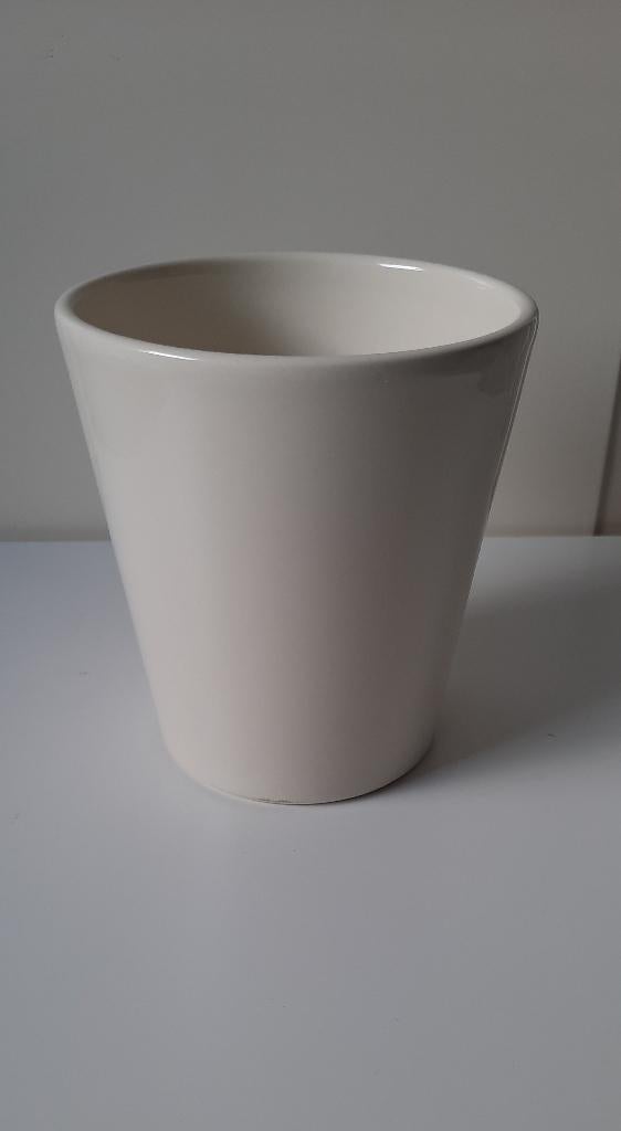 Crèmekleurige Bloempot, Tuin en Terras, Bloempotten, Rond, Binnen, Ophalen of Verzenden, Zo goed als nieuw