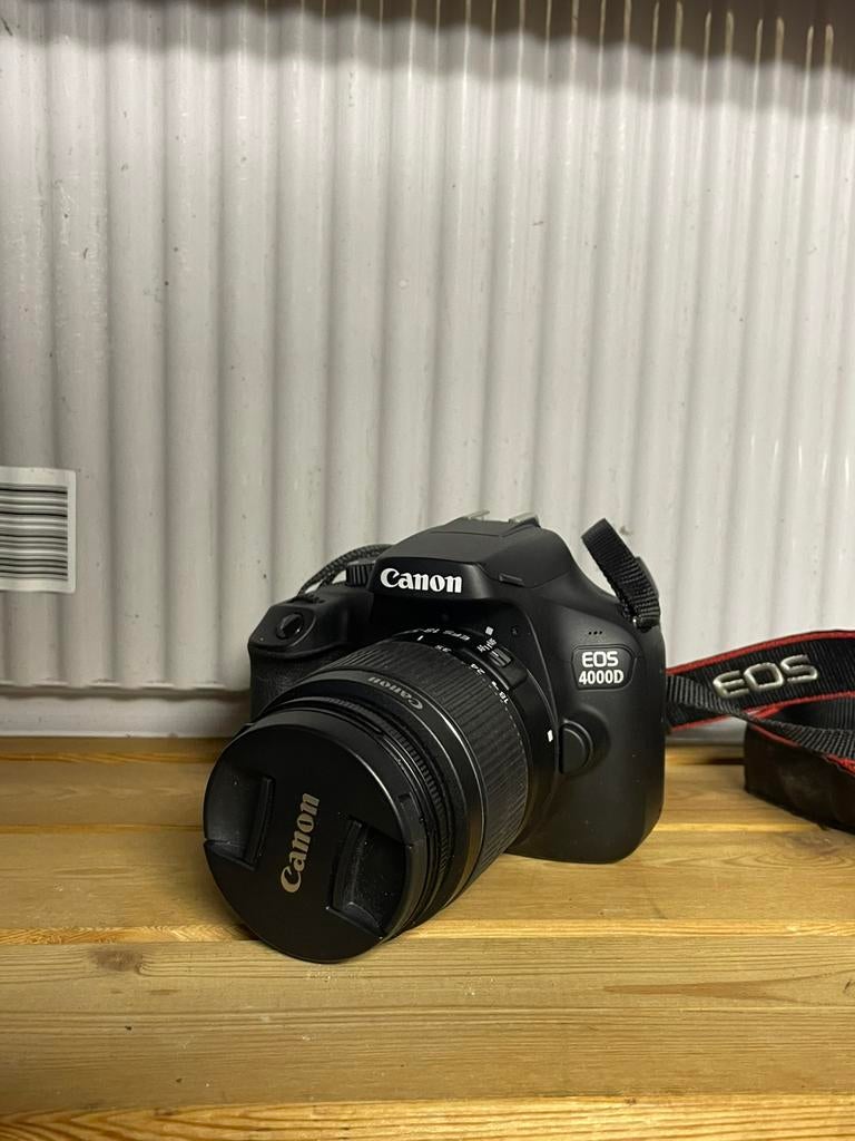 Canon Eos 4000D, Spiegelreflex, Canon, Ophalen of Verzenden, Zo goed als nieuw