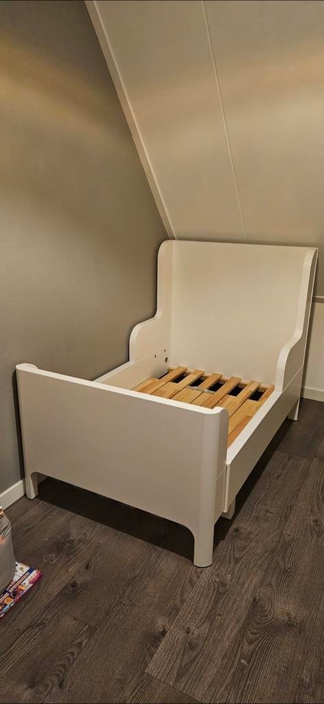 IKEA BUSUNGE meegroeibed wit, inclusief lattenbodem, Ophalen of Verzenden