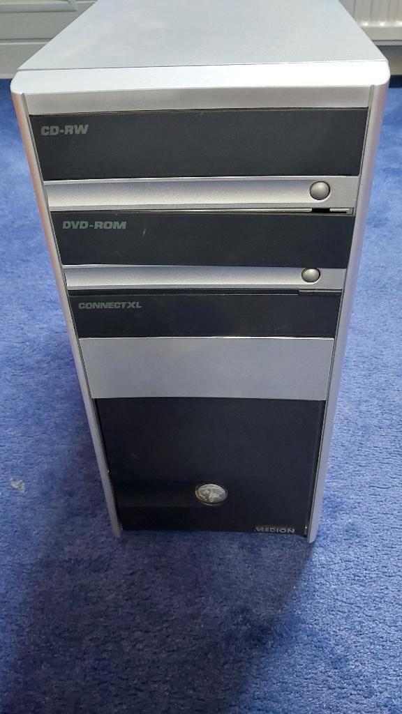 Computerbehuizing pc computer dvd diskette, Ophalen, Medion, Zo goed als nieuw, Intel Pentium