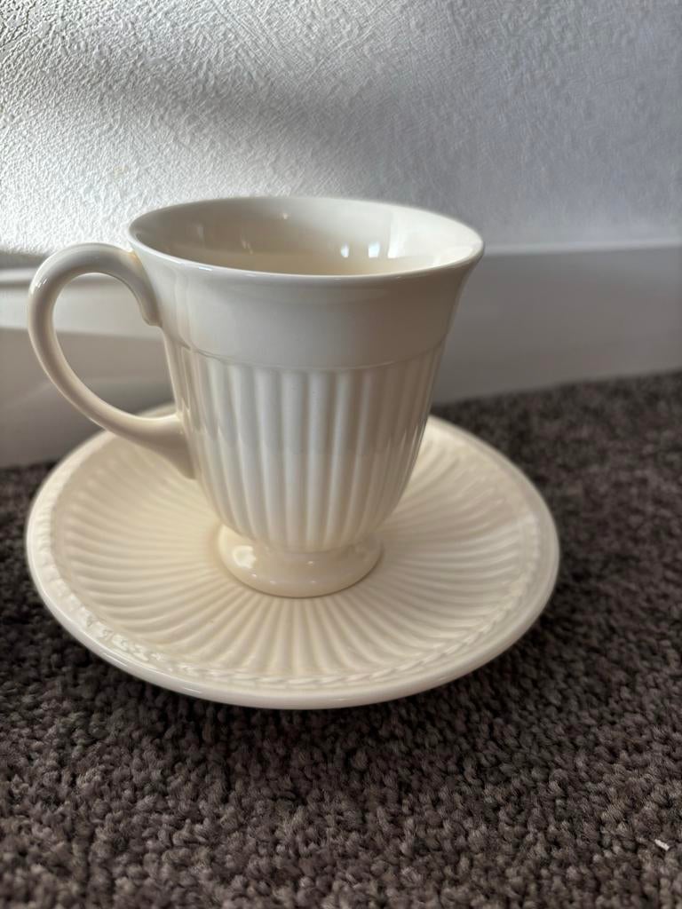8 stuks Wedgwood Edme Espressokop & schotel, Huis en Inrichting, Keuken | Servies, Gebruikt, Keramiek, Ophalen of Verzenden, Effen
