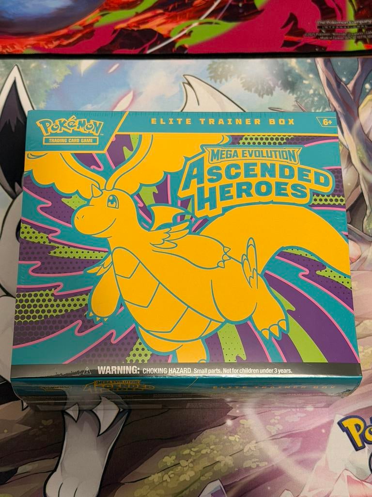 Ascended Heroes Elite Trainer Box, meerdere beschikbaar., Ophalen of Verzenden, Zo goed als nieuw, Boosterbox