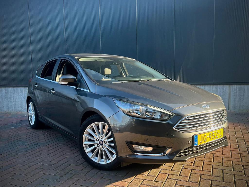 Ford Focus 1.0 Titanium * Navi * Cruise * Climate * 2e Eig *, Auto's, Gebruikt, Origineel Nederlands, 3 cilinders, 999 cc