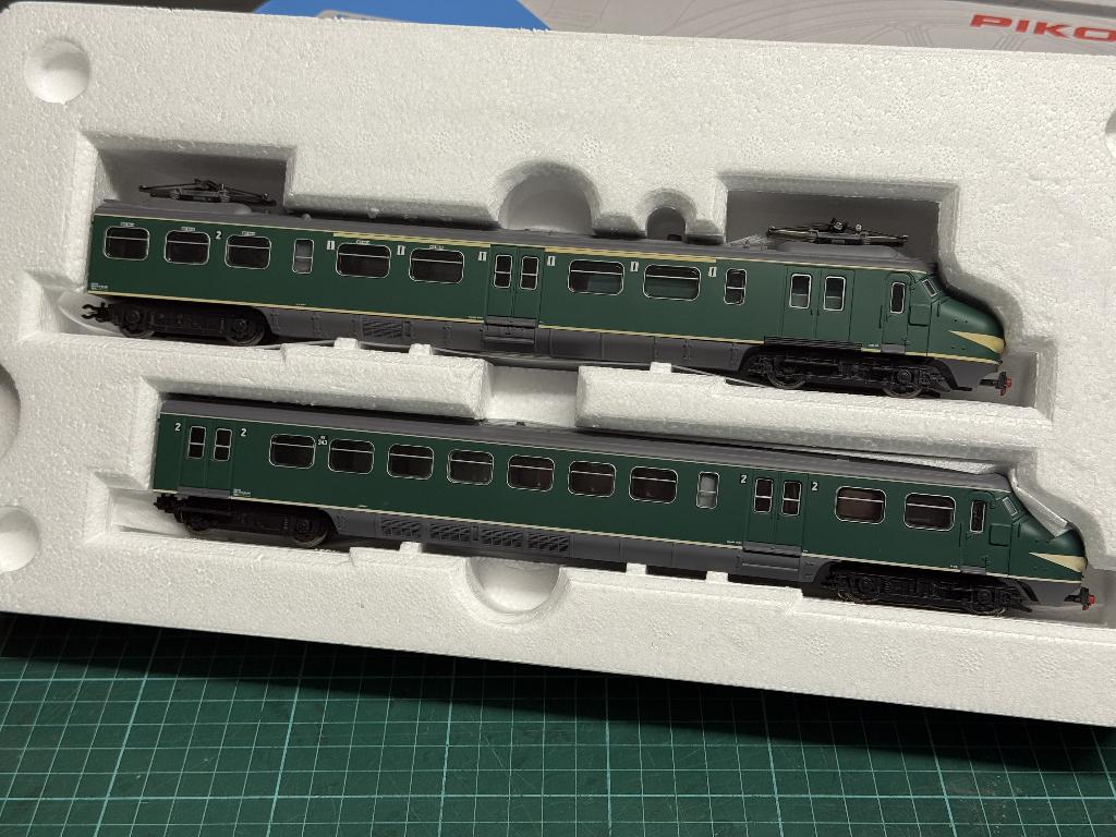 Piko 57320 NS Mat '54 'Hondekop' AC digitaal, Wisselstroom, Treinset, Piko, Ophalen of Verzenden