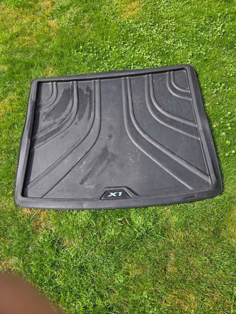 Originele BMW X1 Kofferbakmat - Rubber, Auto diversen, Kofferbakmatten, Ophalen, Gebruikt