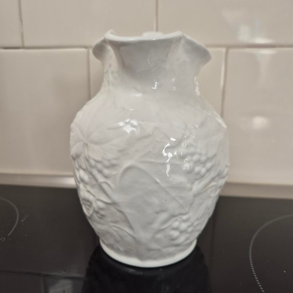 Wedgwood strawberry and vine jug, waterkan, pichet, Huis en Inrichting, Keuken | Servies, Overige typen, Ophalen of Verzenden