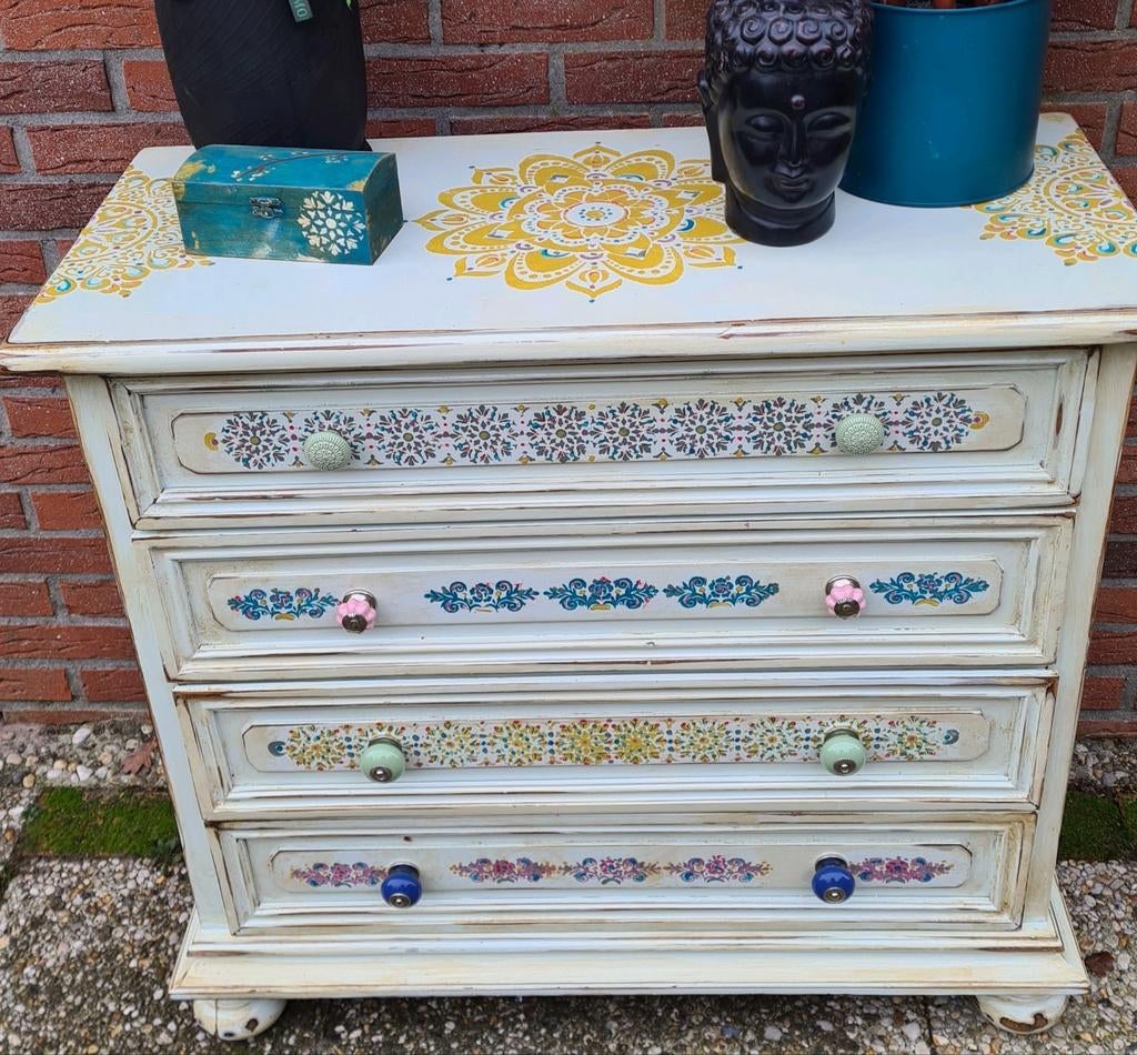 Brocante vintage ladenkast commode handbeschilderd bohostyle, Huis en Inrichting, Kasten | Ladekasten, Ophalen, Brocante landelijk bohemian