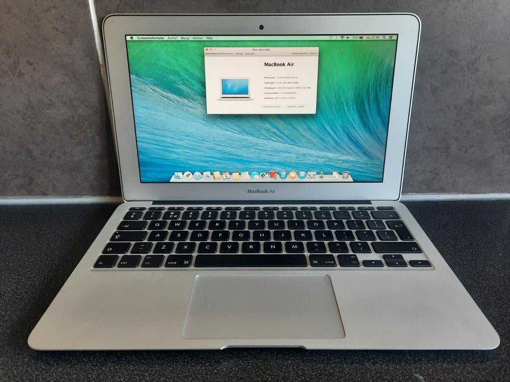 11-inch MacBook Air, model: A1465- 4GB RAM / 121GB geheugen, Gebruikt, Qwerty, Ophalen of Verzenden, 128 GB of minder