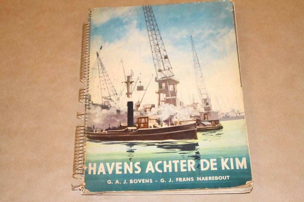 Plaatjesalbum Havens achter de kim - 1959 [compleet], Boeken, Prentenboeken en Plaatjesalbums, Ophalen of Verzenden, Gelezen