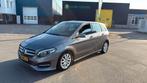 Mercedes-Benz B-Klasse B180 d 109PK 2017 Grijs, Auto's, Mercedes-Benz, Voorwielaandrijving, Euro 5, 4 cilinders, Origineel Nederlands