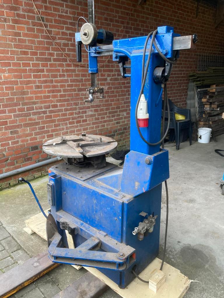 Banden de en monteer apparaat, Auto-onderdelen, Banden en Velgen, Ophalen, Gebruikt, Zomerbanden, Banden en Velgen