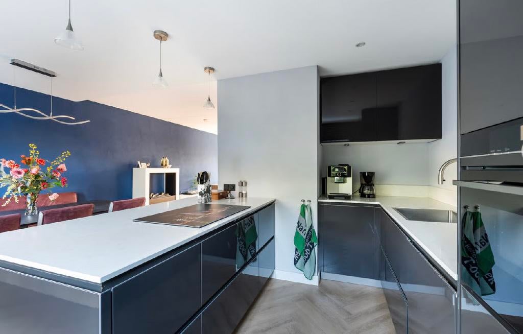 Complete keuken van Brugman incl. Siemens en Bora apparatuur, Huis en Inrichting, Ophalen of Verzenden, Zo goed als nieuw, 75 m² of meer