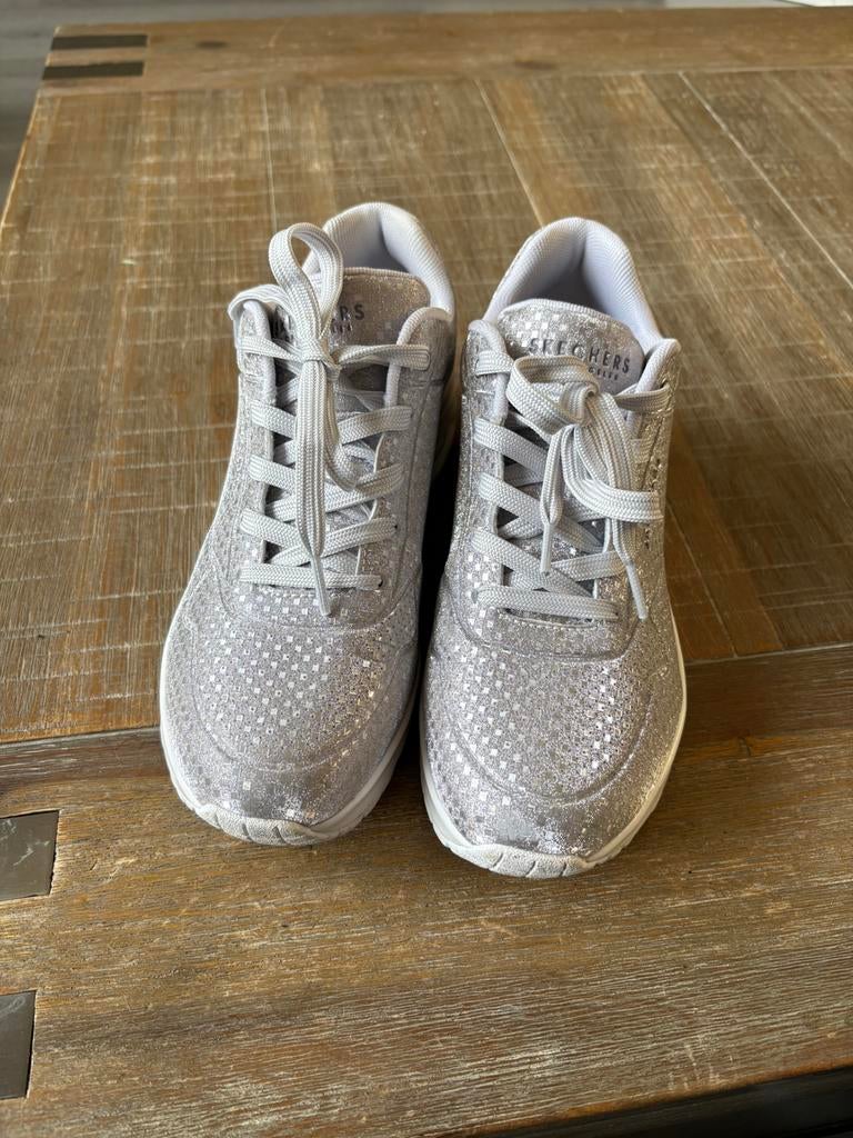 Skechers zilver maat 39, Kleding | Dames, Schoenen, Overige kleuren, Nieuw, Ophalen of Verzenden, Sneakers of Gympen