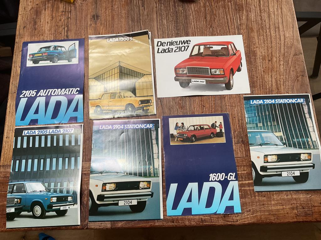 Lada folders jaren ‘80, Ophalen of Verzenden, Zo goed als nieuw, Overige merken