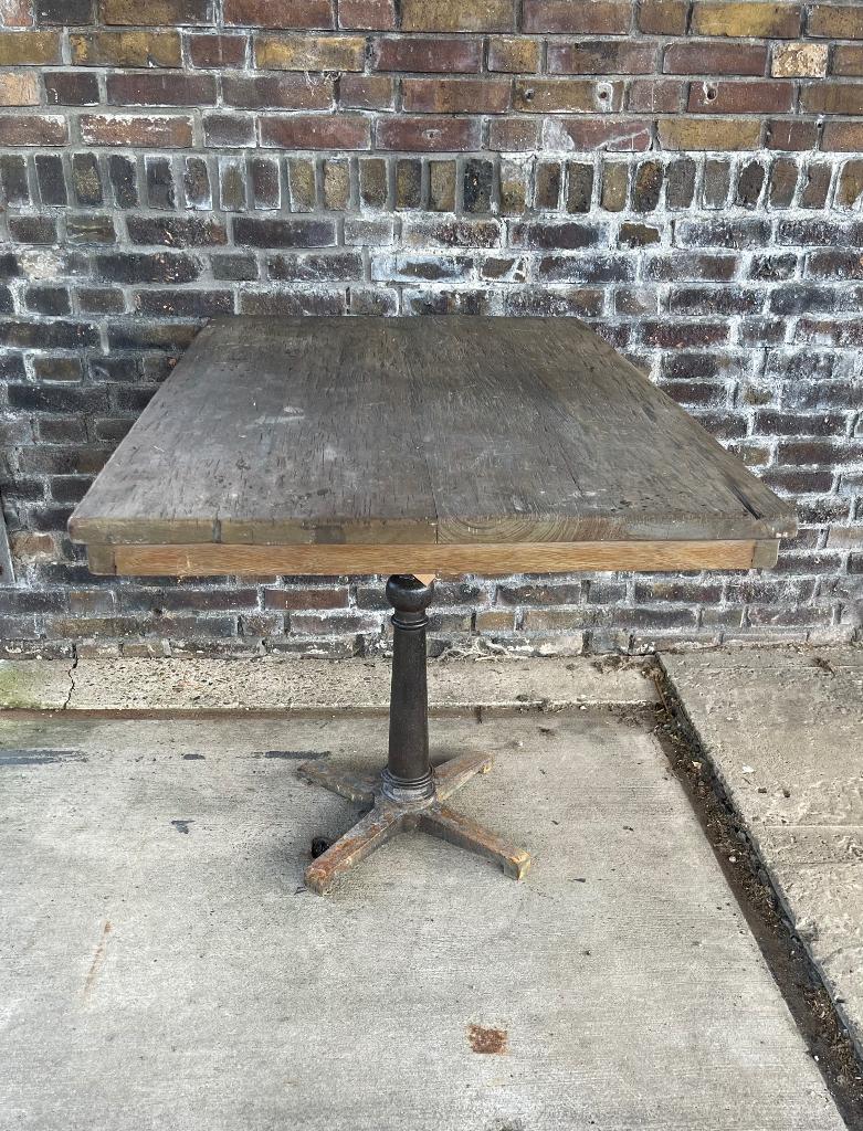 Industriele brocante eettafel bijzettafel, hout metaal, Huis en Inrichting, Tafels | Eettafels, Gebruikt, 100 tot 150 cm, 50 tot 100 cm