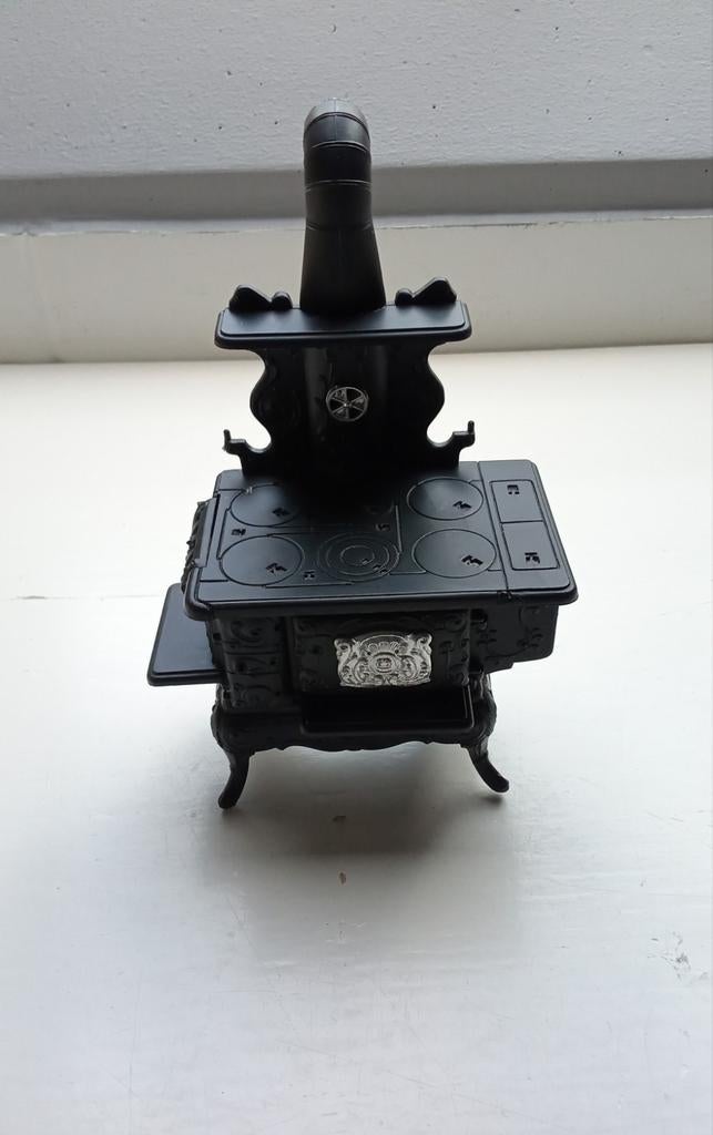 Fornuis, Verzamelen, Poppenhuizen en Toebehoren, Ophalen of Verzenden, Zo goed als nieuw, Poppenhuis