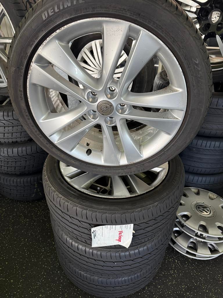 Opel insignia velgen goede zomerbanden 18 inch 5x120, Ophalen, 18 inch, Banden en Velgen, Zomerbanden