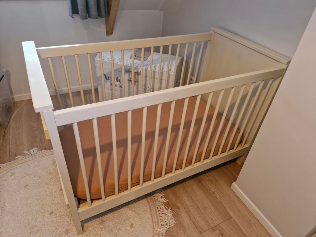 Leuk ledikant aangeboden, Kinderen en Baby's, Babywiegjes en Ledikanten, Ophalen of Verzenden, Ledikant