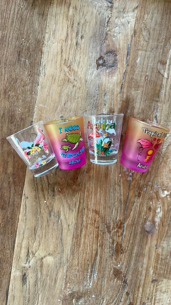 Shotglaasjes Aruba, Verzamelen, Ophalen, Zo goed als nieuw, Borrel- of Shotglas