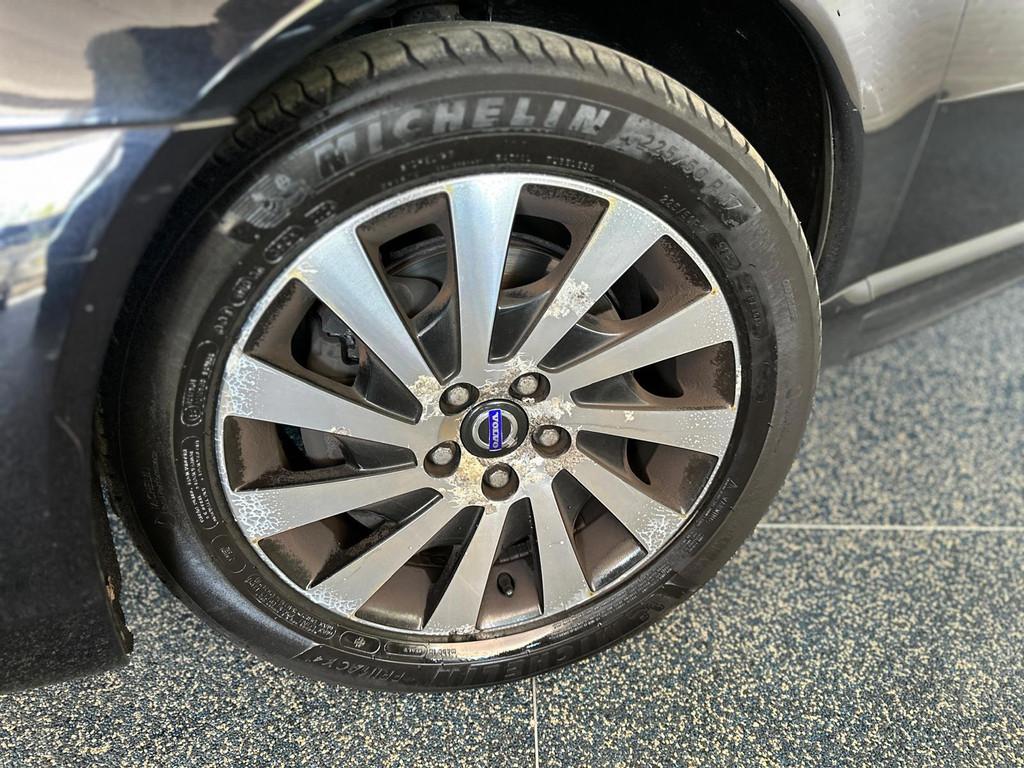 Volvo V70 2.0 D4 Summum | 5 Cylinder | Trekhaak | Virtual |, Auto's, Voorwielaandrijving, Euro 5, Gebruikt, 1984 cc