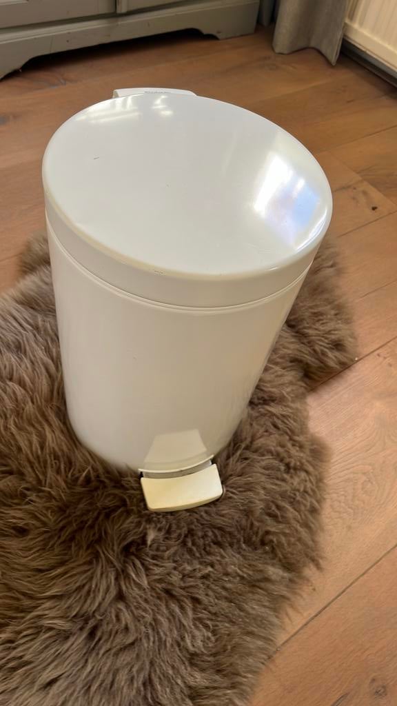 Brabantia witte pendaalemmer 10-12 liter, Ophalen, Kunststof, Zo goed als nieuw, Minder dan 10 liter
