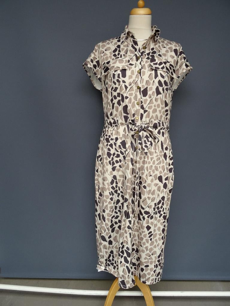 K-DESIGN maat M, midi lange jurk travelstof., Kleding | Dames, Maat 38/40 (M), K-design, Bruin, Ophalen of Verzenden