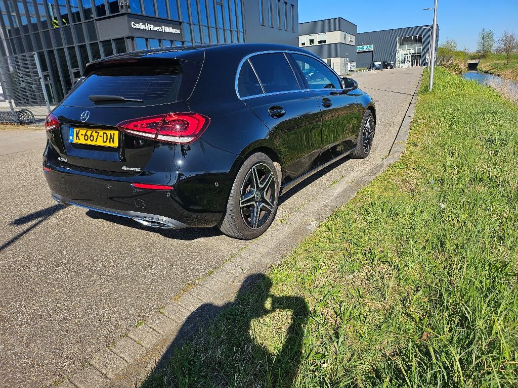 Mercedes-Benz A-Klasse A 250 4Matic 2019 Zwart plus, Auto's, 1800 kg, 4 cilinders, Leder en Stof, 75 €/maand