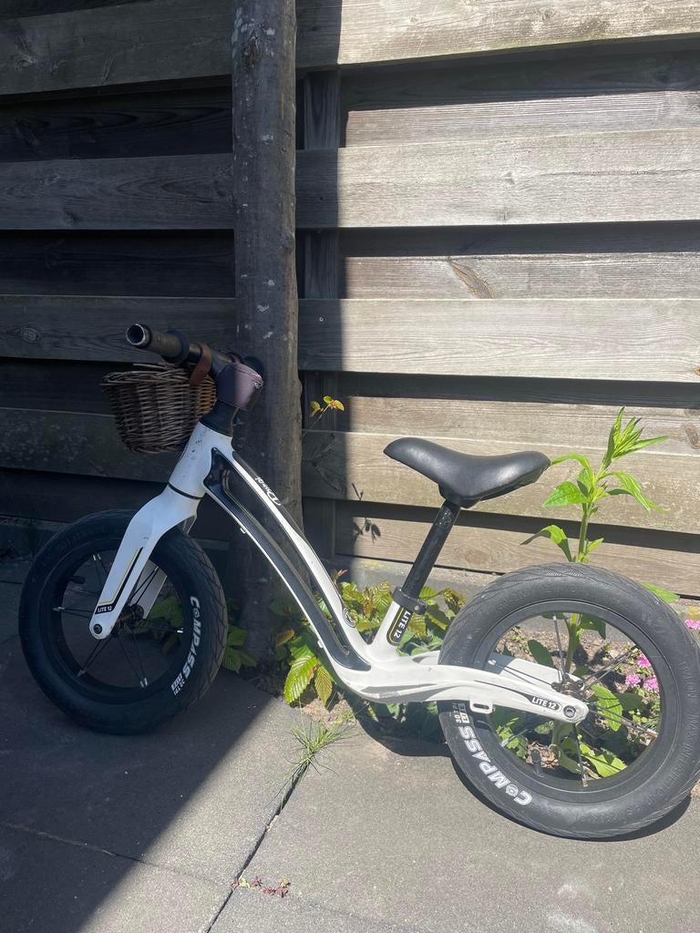 Bungi Bundi Lite 12 loopfiets met mandje, Ophalen of Verzenden, Gebruikt, 16 tot 20 inch