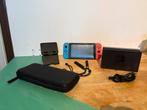 Nintendo Switch met 3 spellen, Spelcomputers en Games, Spelcomputers | Nintendo Switch, Ophalen, Zo goed als nieuw, Met 2 controllers