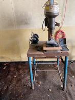 Kolomboor samen met Toledo slijpmachine  op stevige tafel, Ophalen, Gebruikt