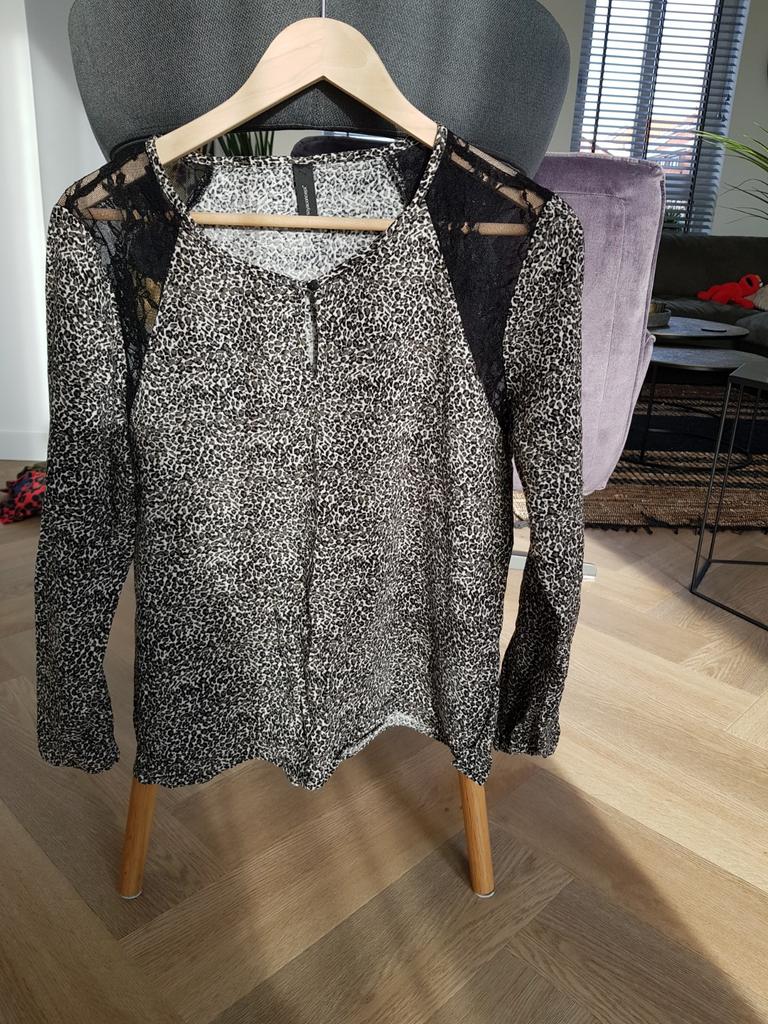Erg leuk shirtje van het merk Soyaconcept, Kleding | Dames, Tops, Maat 38/40 (M), Soyaconcept, Zwart, Ophalen of Verzenden