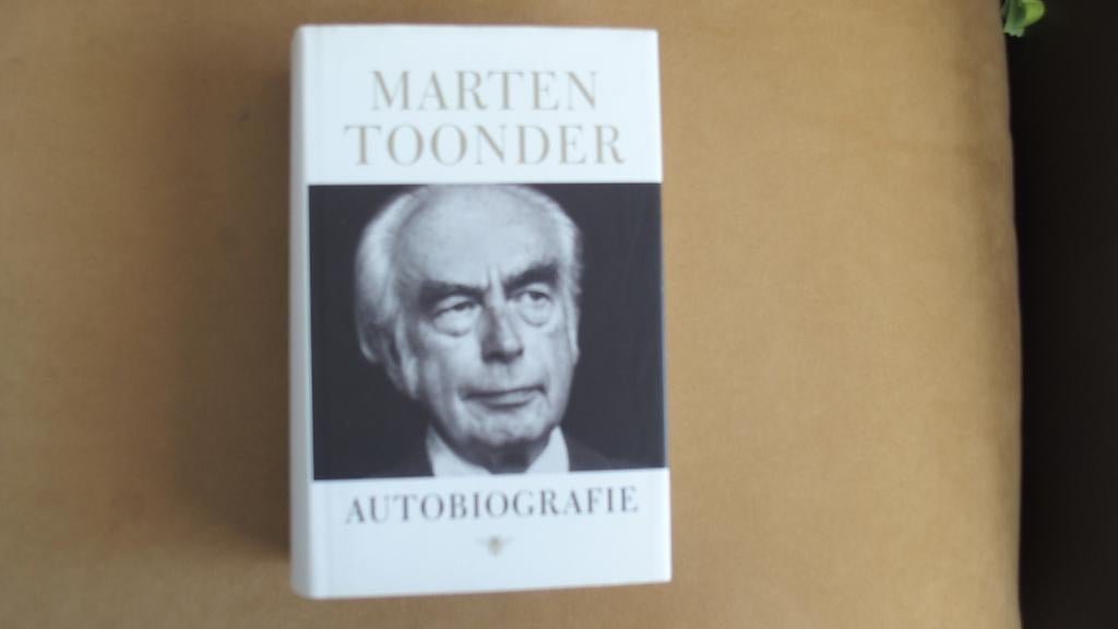 Marten Toonder autobiografie - (van heer Bommel en Tom Poes), Ophalen of Verzenden, Nieuw, Marten Toonder, Kunst en Cultuur
